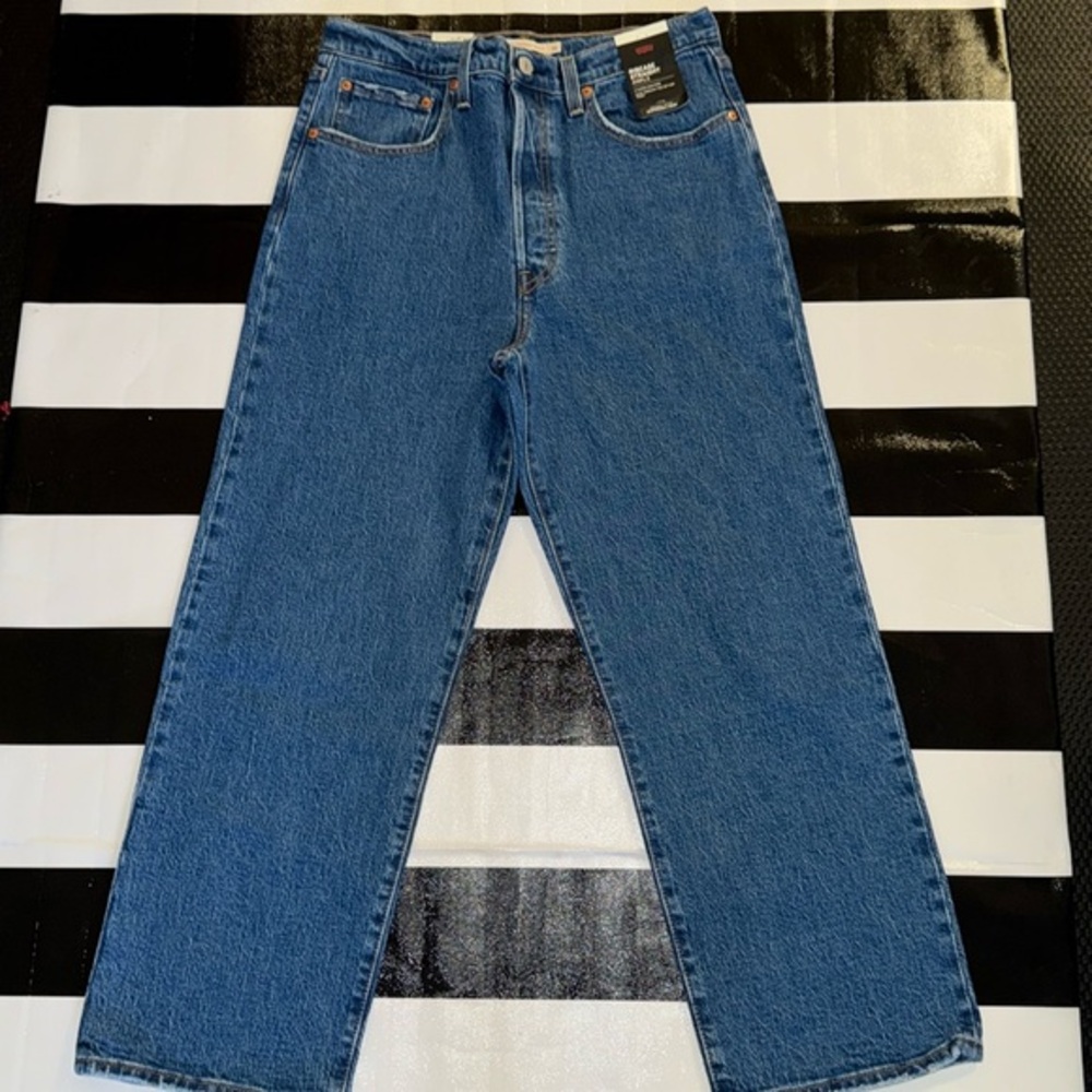 PREMIUM LEVIS RIBCAGE (PRICE FIRM)
